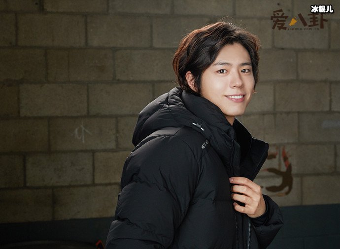 朴宝剑家世怎么样, 妈妈早逝21岁要为父亲还八亿债务