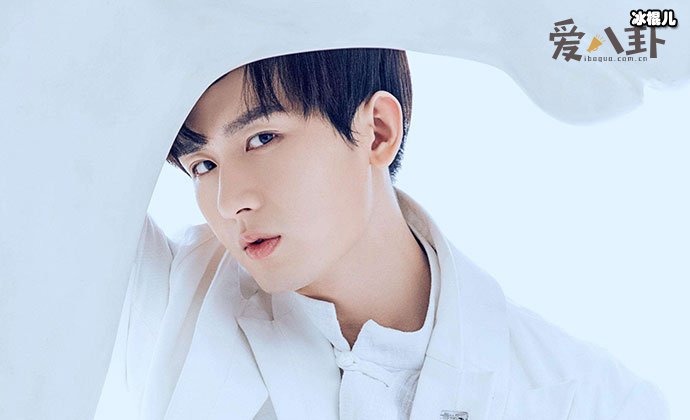 成毅哪个公司的? 其原名曝光比真名还好听