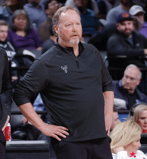 迈博体育 布登入驻太阳压力不小 他能拯救杜兰特生涯吗?