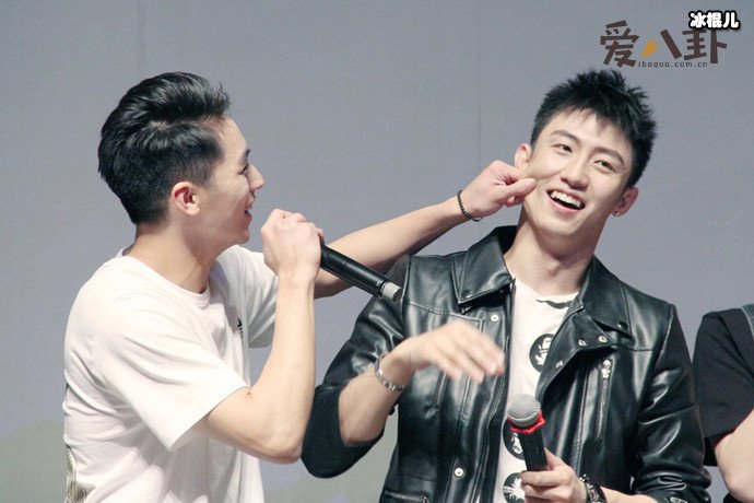 黄景瑜许魏洲关系不一般? 瑜洲CP是真的?