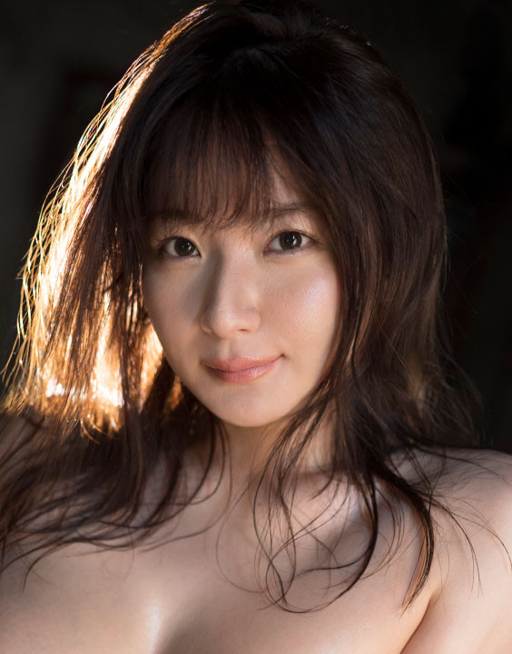 重回社群!神乳J罩杯的她应该是这么打算的⋯