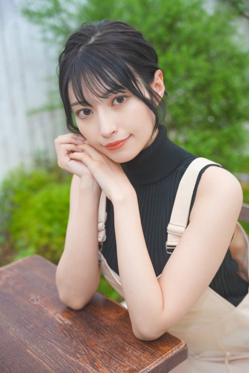 最强艺能人出现!超过十年资历的她成为AV预备军!