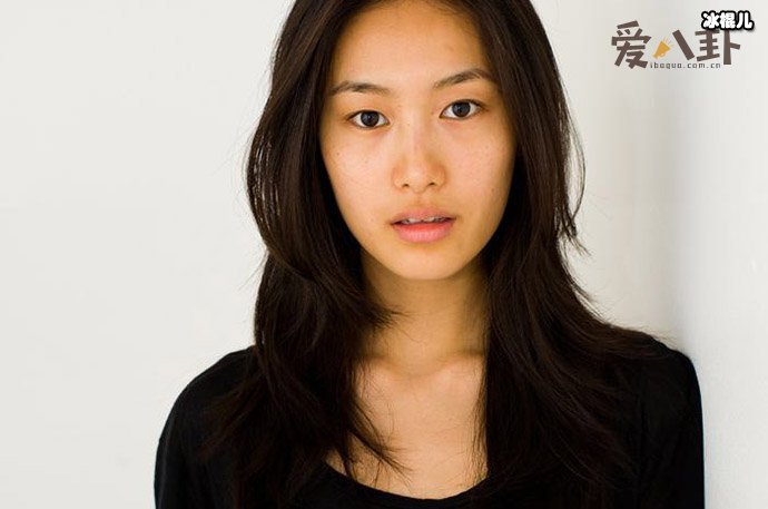 秦舒培前任老公资料, 竟婚内出轨陈冠希深扒秦舒培嫁他的原因