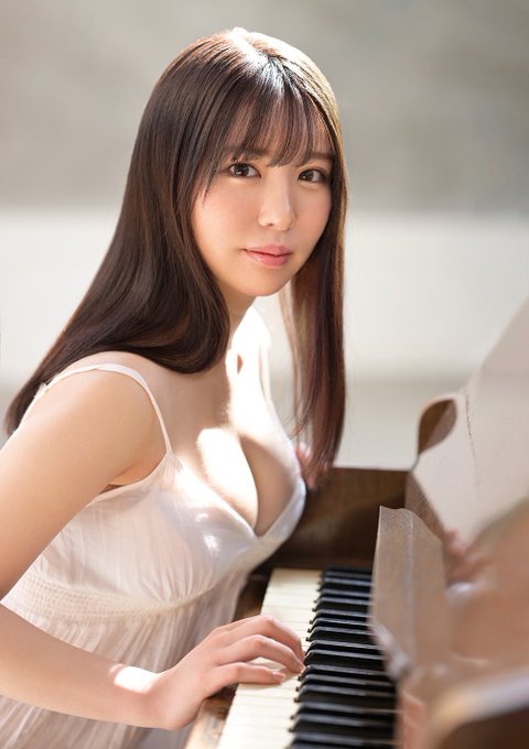 黑岛玲衣(黒島玲衣)出道作品番号及封面,黑岛玲衣个人简介