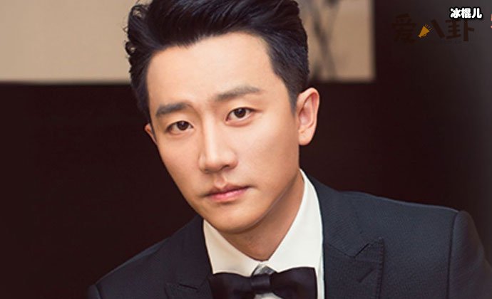 黄轩谈过几次恋爱, 其感情经历遭扒现任女友是英籍华人