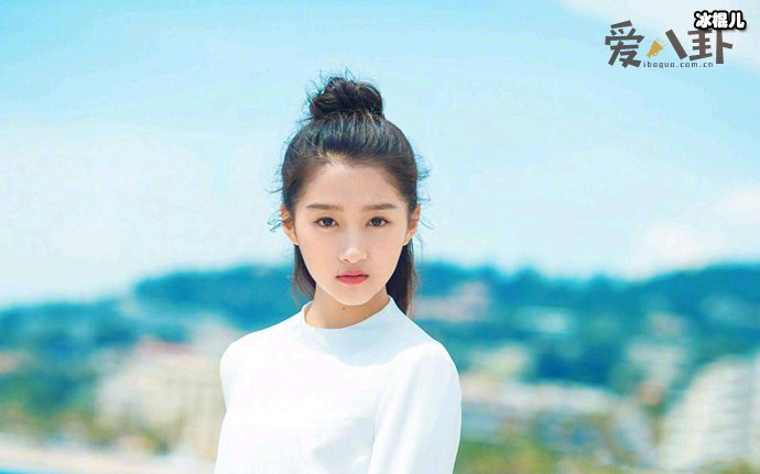 关晓彤被爆留级延迟毕业?关晓彤为什么要留级呢?