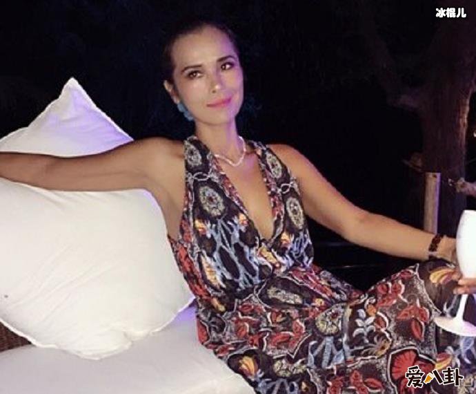 韦唯老公是谁? 深扒其婚恋史韦唯三个混血儿的爸爸是谁