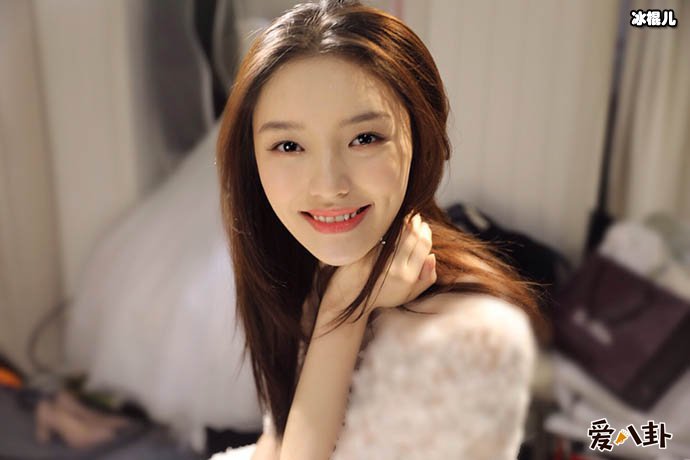 林允有哪些黑料? 靠真人秀综艺博可爱人设!