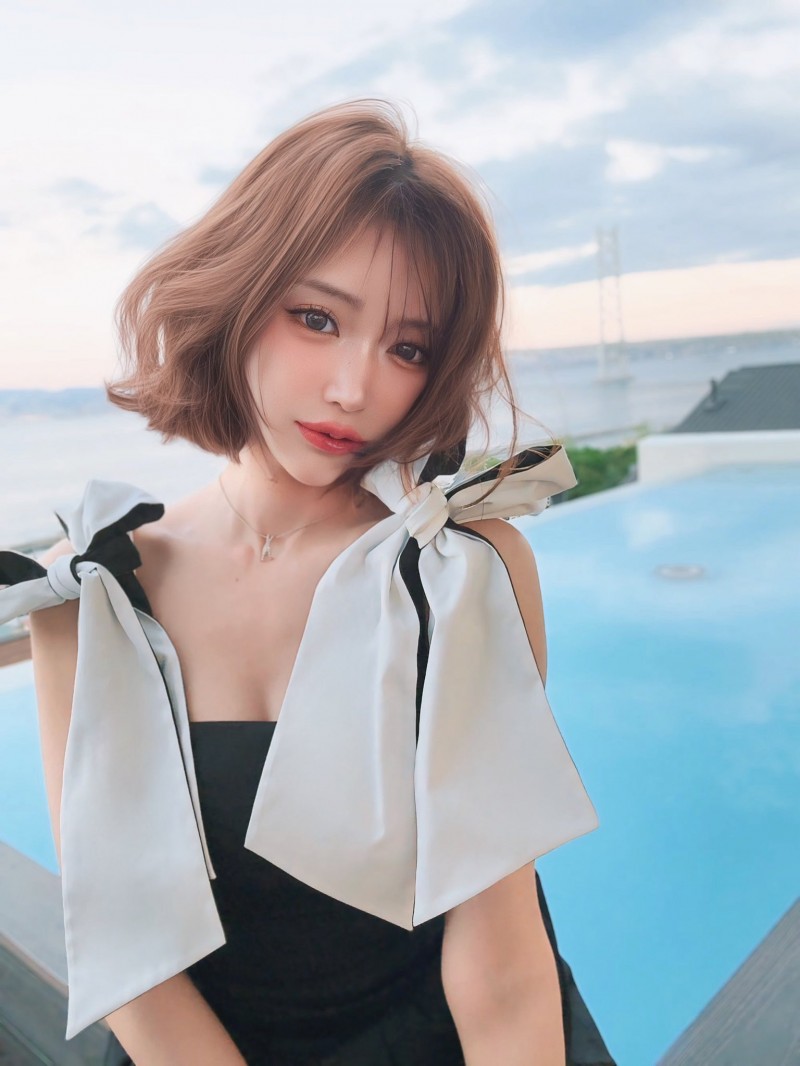 白浜のぞみ(白滨希)为何道歉?因为明日花キララ(明日花绮罗)出招了!