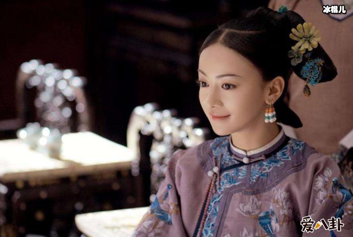 吴谨言疑似整容?旧照被挖对比?