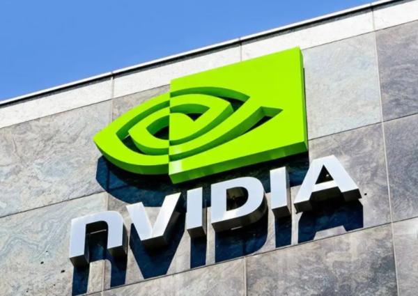 再超苹果!英伟达重回全球市值最高公司 达3.43万亿美元 再超苹果!英伟达重回全球市值最高公司 达3.43万亿美元