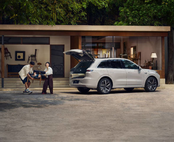 理想宣布L6交付15万辆 上市仅7个月 雷军也是车主 理想宣布L6交付15万辆 上市仅7个月 雷军也是车主