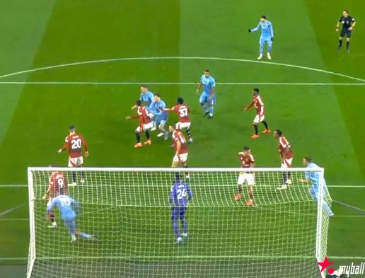 大发体育-阿莫林或启用曼联一人打主力!防定位球弱不禁风,大发助力你的致富之路!