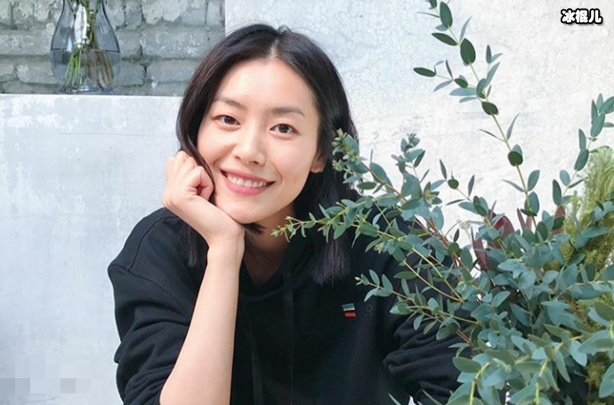 刘雯为何被叫大表姐?其中又有什么缘由呢?