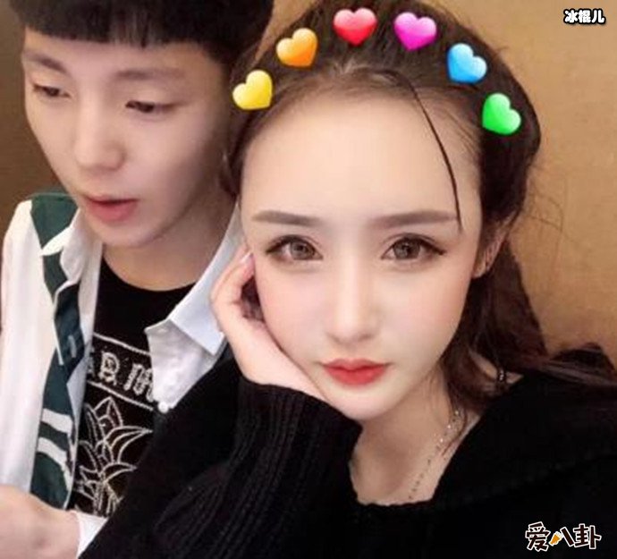 快手抽烟纹身黑暗萝莉大美黑历史被扒!其真名是什么?