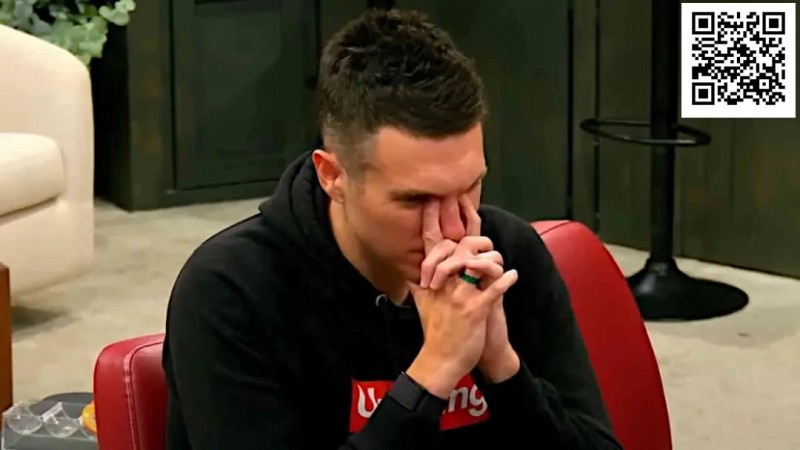 【EV扑克】对手河牌全压后提前亮出一张底牌,Doug Polk敢跟吗?