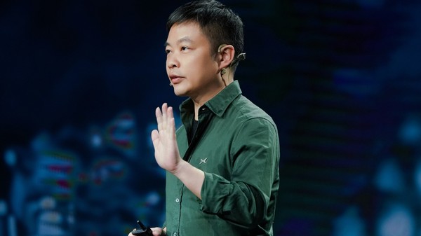 何小鹏卸任广州汇天公司董事长 吴秀莲接任法定代表人