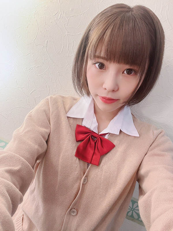 最新推荐!H CUP原石巨乳妹《月乃雏》最新作品介绍……