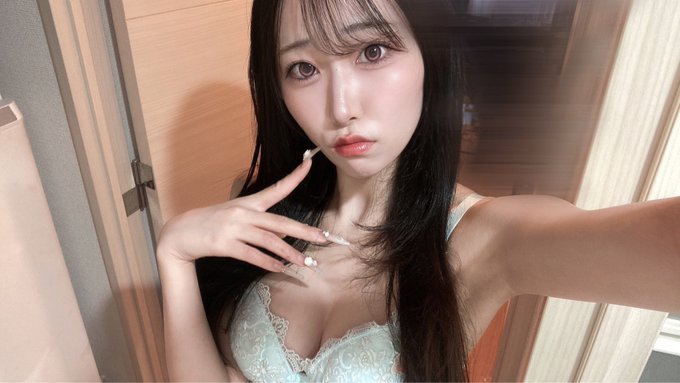 月城莉莉香(月城りり香)出道作品番号及封面,月城莉莉香个人简介