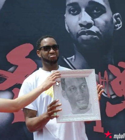 大发体育-麦迪能顶替科比？小莫里斯：他不是科比 没那种心，大发助力你的致富之路！