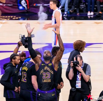 大发体育-湖人这一年以大崩盘收尾，大发助力你的致富之路！