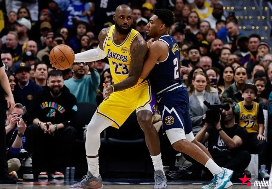 大发体育-曝湖人只会与两三支球队讨论詹姆斯交易 包括骑士,大发助力你的致富之路!